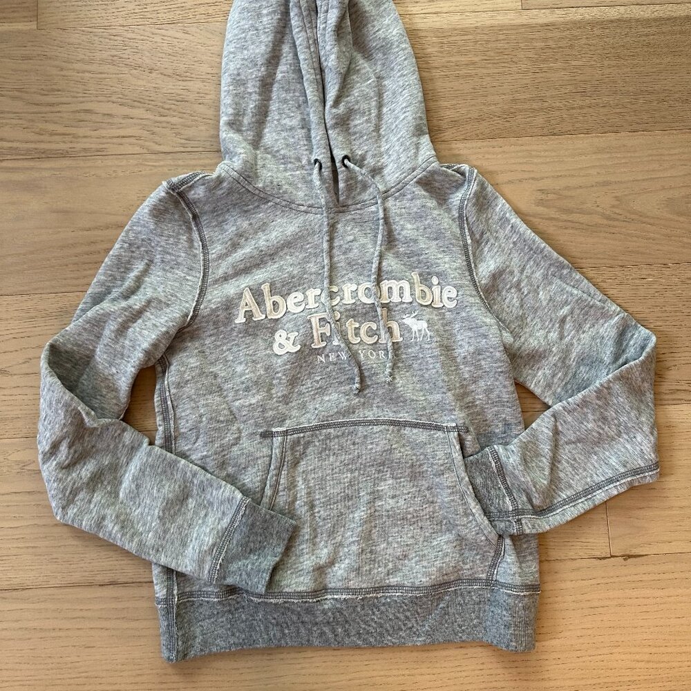 NWT Abercrombie & Fitch Soft AF Collection Hoodie, Size S, super cozy sweater